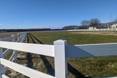 PXL_20221217_1707003 rail vinyl fence908