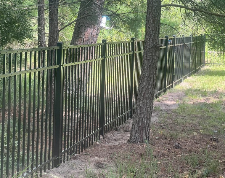 Black-aluminum-fence-5ft-tall-