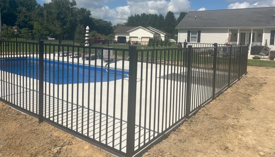 black-aluminum-pool-fence