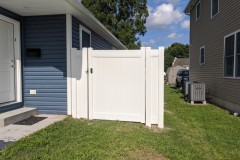 vinyl privacy fence