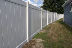 vinyl privacy fence