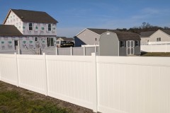 vinyl privacy fence