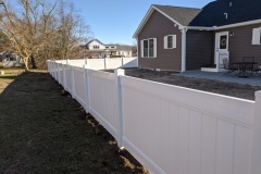 vinyl privacy fence