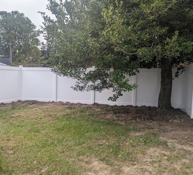 vinyl-privacy-fence-Lewes-Delaware